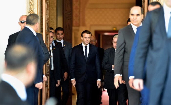 Algérie : Emmanuel Macron met le feu à la poudrière mémorielle