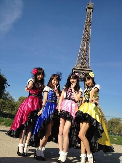  Morning Musume Paris 2012