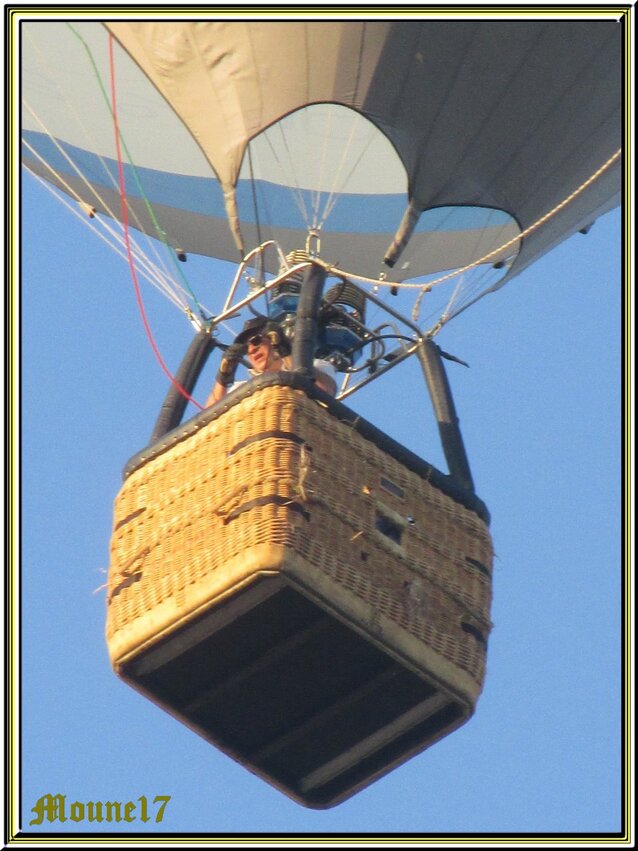 L'envol des montgolfières à Semussac vers l'estuaire de la Gironde