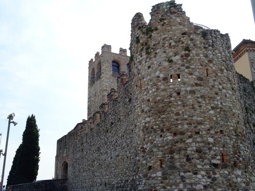 Autour de la forteresse de Desenzano de Garda en Italie (photos)