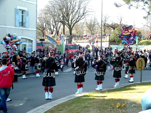 Ce dimanche 3 mars 2013 , une belle journée Carnavalesque dans les rue de Limoges