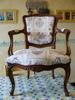 Fauteuil Médaillon Louis XV