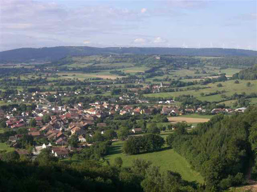 Sancey (25430) , Canton de Clerval, Le Doubs, La route des communes