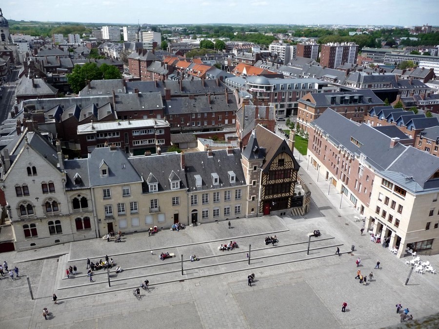 Le Parvis de la Grande Dame d'Amiens