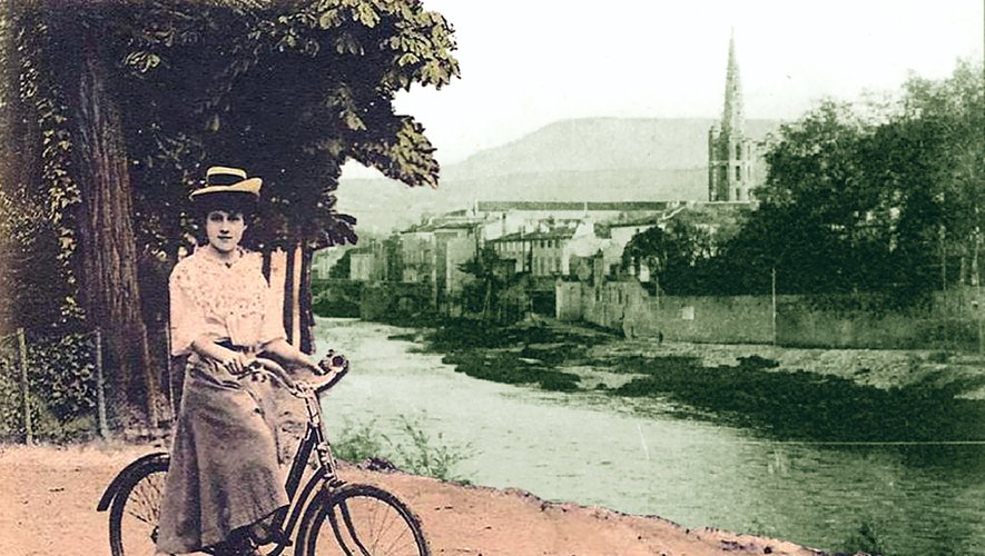 Le début des années 1900, à l’époque où les berges de l’Aude présentaient un aspect des plus sauvages.