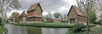 LES REMPARTS DE CREVECOEUR-EN-AUGE (Calvados)