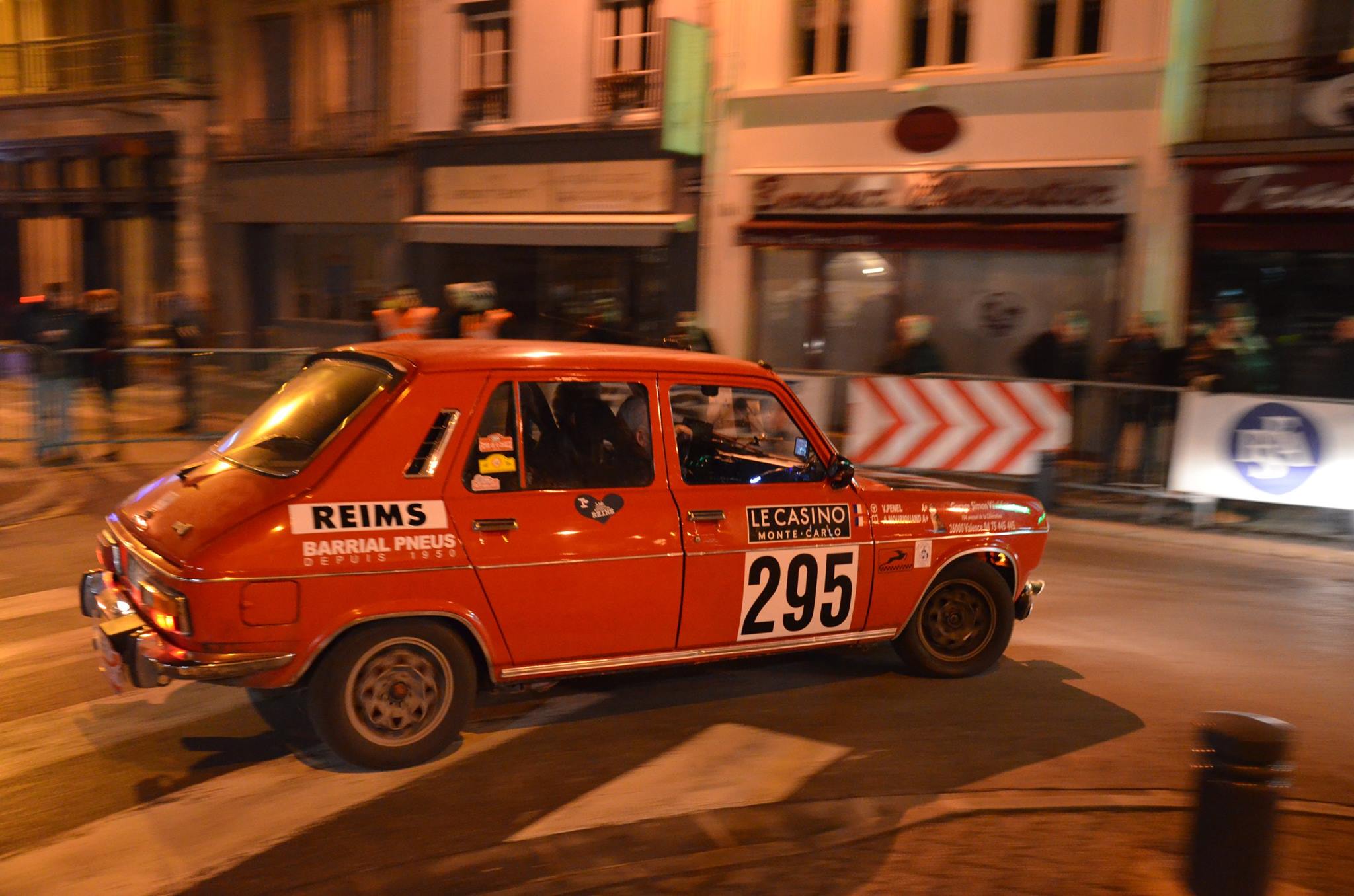 RALLYE  MONTE  CARLO  HISTORIQUE  2017  A  BAR  SUR  AUBE  2