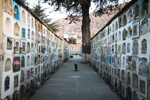 La Paz : le cimetière, une ville dans la ville
