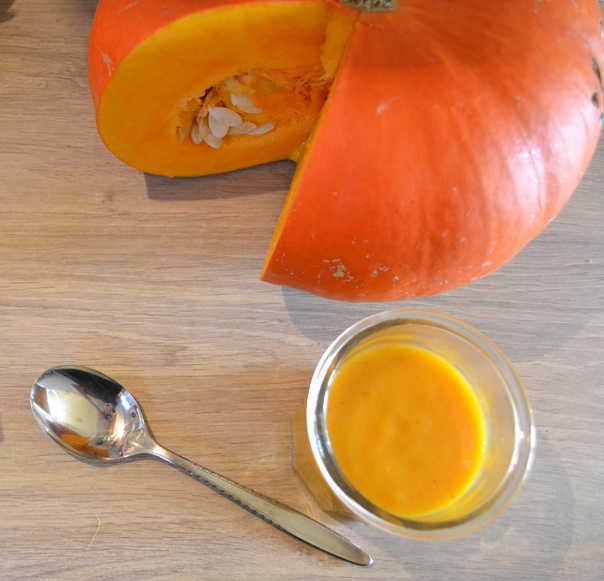 Soupe Orange avec Citrouille et Carottes étranges