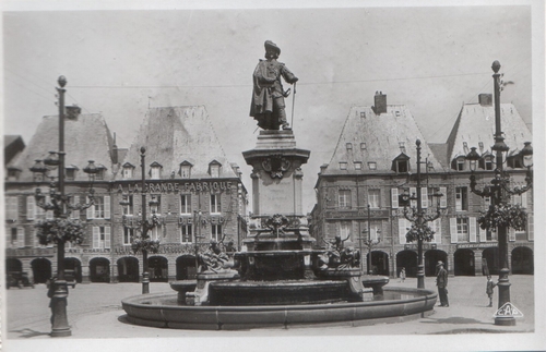 Les soeurs jumelles: place Ducale et place des Vosges