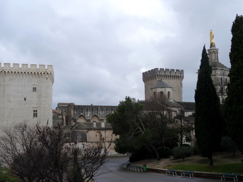 Autour du Palais des Papes en Avignon (photos)