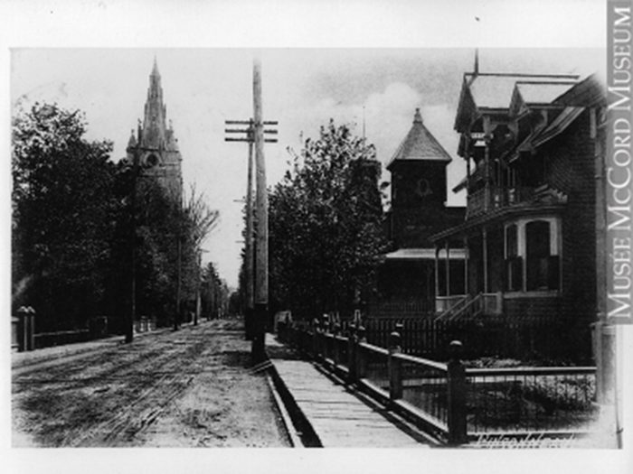 Moment de nostalgie avec cette photo de la rue Bonaventure à Trois-Rivières, vers 1910.
