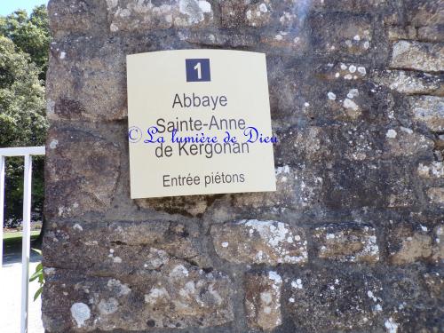 Plouharnel, l'abbaye Sainte Anne de Kergonan