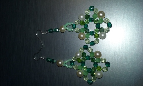 boucles d'oraille que j'ai crée en perle swaroski