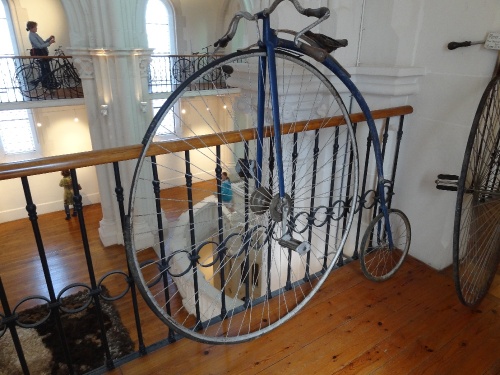 Des vélos anciens au musée des Beaux-Arts de Montbard