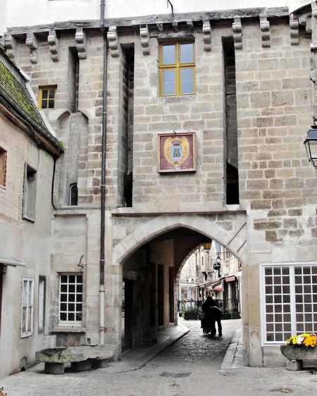 Semur en Auxois