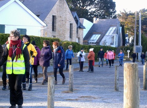 Rando à Carnac le 22 01 2024 . 51 randonneurs ont marché 8 km le long des plages .