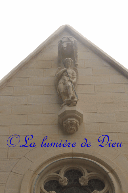 Noailly, chapelle de la famille Alcock