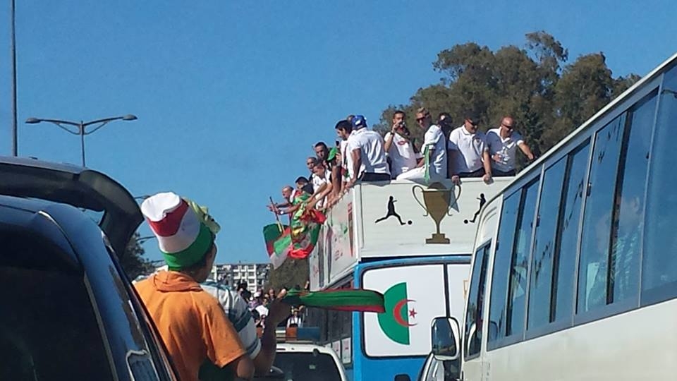 Samedi 03.05.2014 La parade du MCA dans les rues d\'Alger