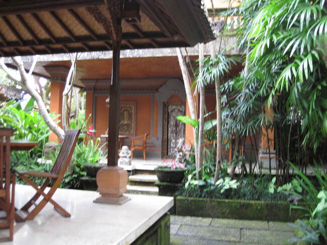 Puri Saraswati bungalow, centre d'Ubud - Bali