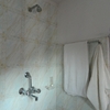 28nov 019 pokhara - hôtel harmony - mais regardez-moi cette salle de bain!!