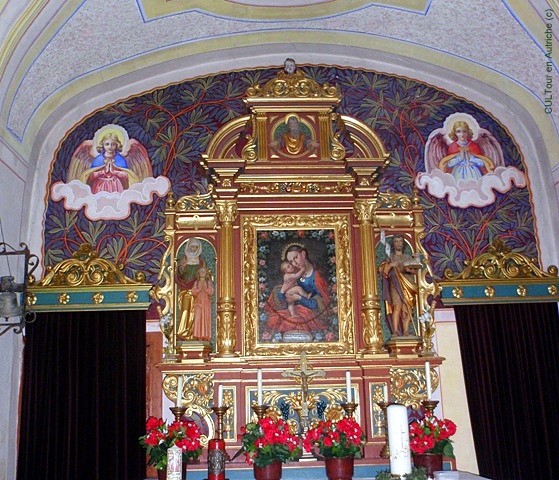 Schmirn-Chapelle-Kalteherberge-fresque-de-Franz-Seelos.JPG