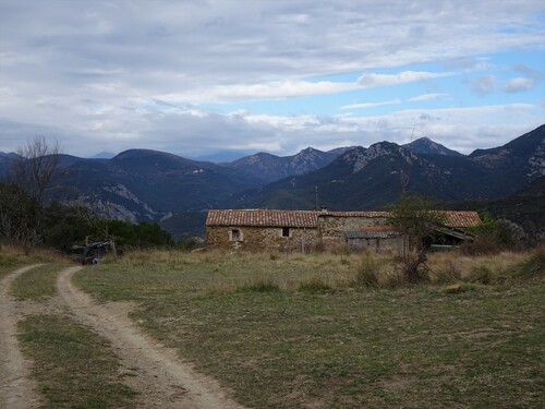 * ALBANYA le Castell de Bertran