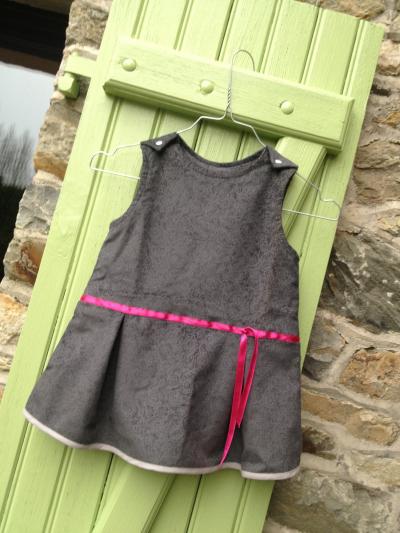 Robe en velours gris