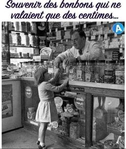 Peut être une image de 2 personnes et texte qui dit ’Souvenir des bonbons qui ne valaient que des centimes... A’