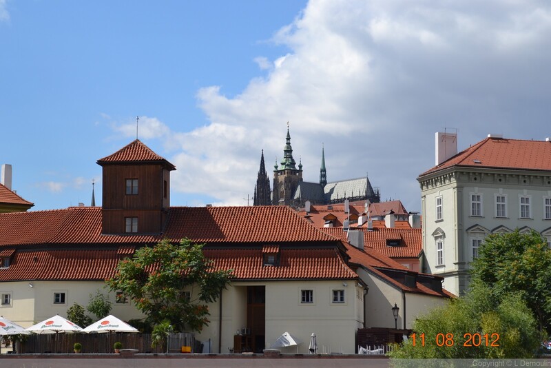 PRAGUE AU FIL DE L'EAU