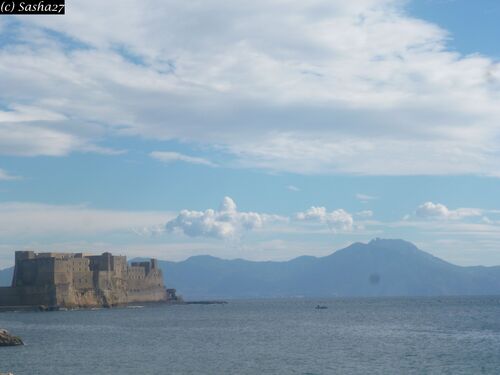 Le Mont El Vesuvio... et le Castel del'Ovo (article à venir prochainement).