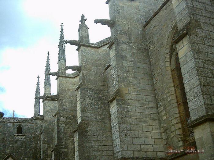 Léglise Saint-Jean-Baphiste de Bazas (gironde)