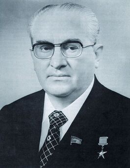 Portrait officiel de Iouri Andropov, datant de 1983.