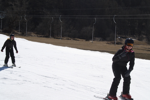 Un autre groupe....sur les skis