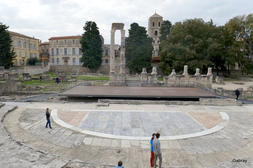 Arles : le théâtre romain