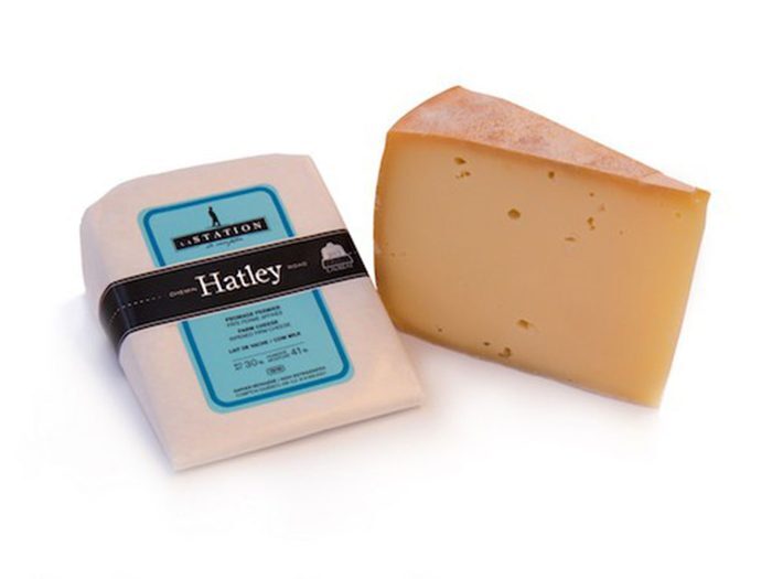 Chemin Hatley fait partie des fromages du Québec à découvrir.