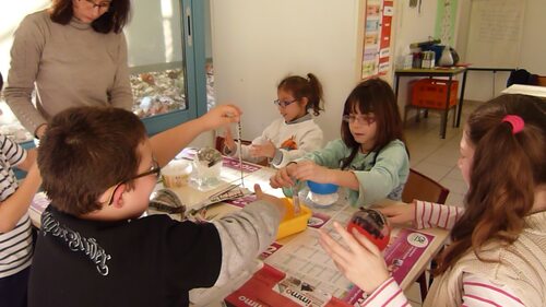 Les têtes en papier maché