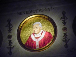 Médaillon de Benoît XVI