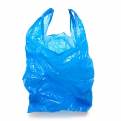 Le sac plastique.