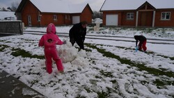 jouer dans la neige