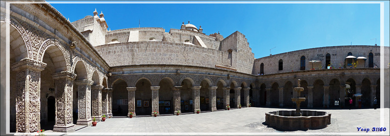 Claustros de la Compañia (Cloîtres de la Compagnie de Jésus) - Aréquipa - Pérou