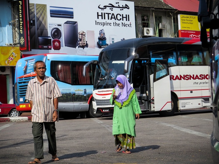 15 Juillet - Terengganu - Six heures de transport pour arriver dans une guest abandonnée ?