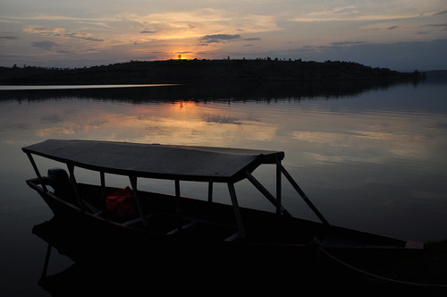 Coucher de soleil sur le lac Muhazi