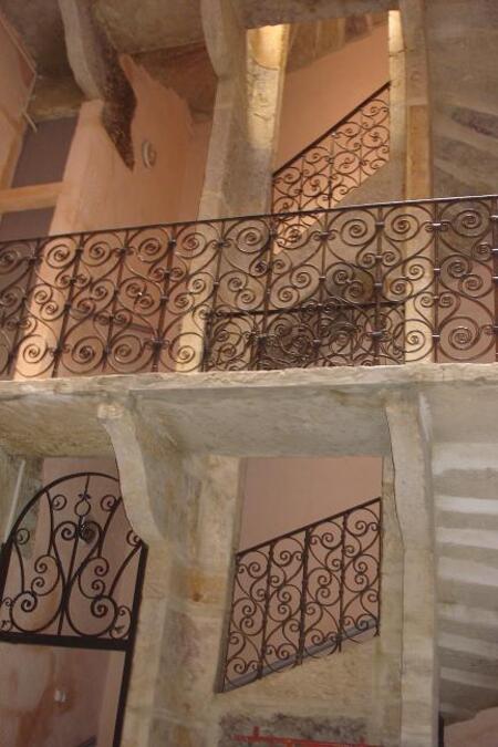 Les escaliers (Lyon)