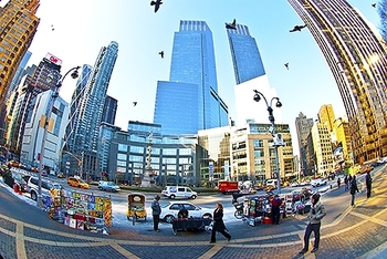 ny_columbus_circle_people_shots_9_163