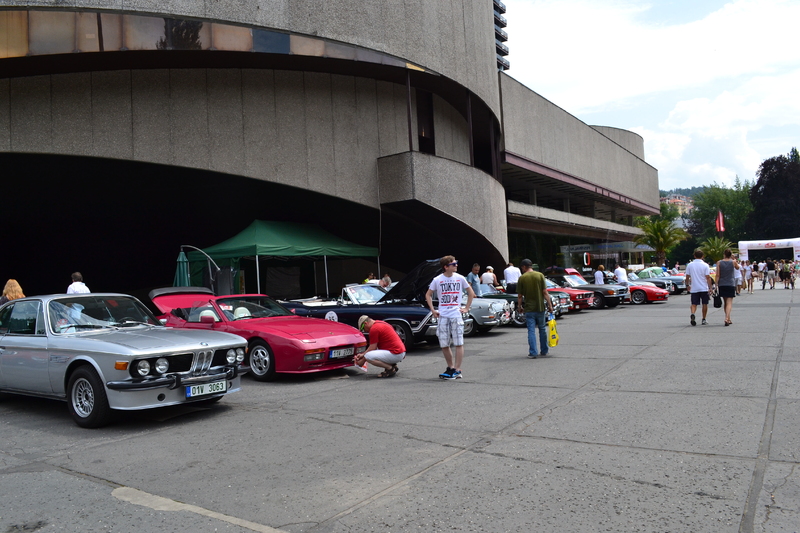 LE RALLYE DES  ANCETRES  PRES DU CENTRE THERMAL DE CARLSBAD