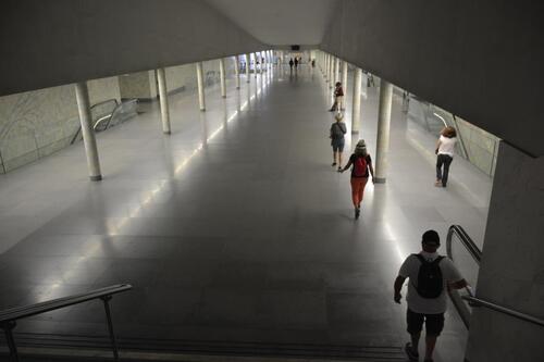 La station de métro Sao Bento à Porto