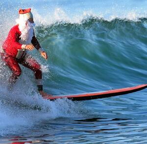 rainbow beach santa claus