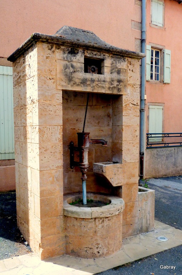 T07---Une-fontaine.JPG