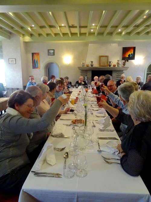 Le repas annuel de la Section-Peinture des amis du Châtillonnais a eu lieu au Restaurant de la Côte d'Or à Châtillon sur Seine